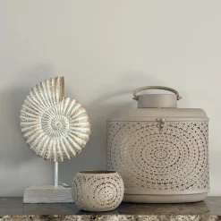 Schelpen ornament op voet wit goud 21 x 9.8 x 35 cm